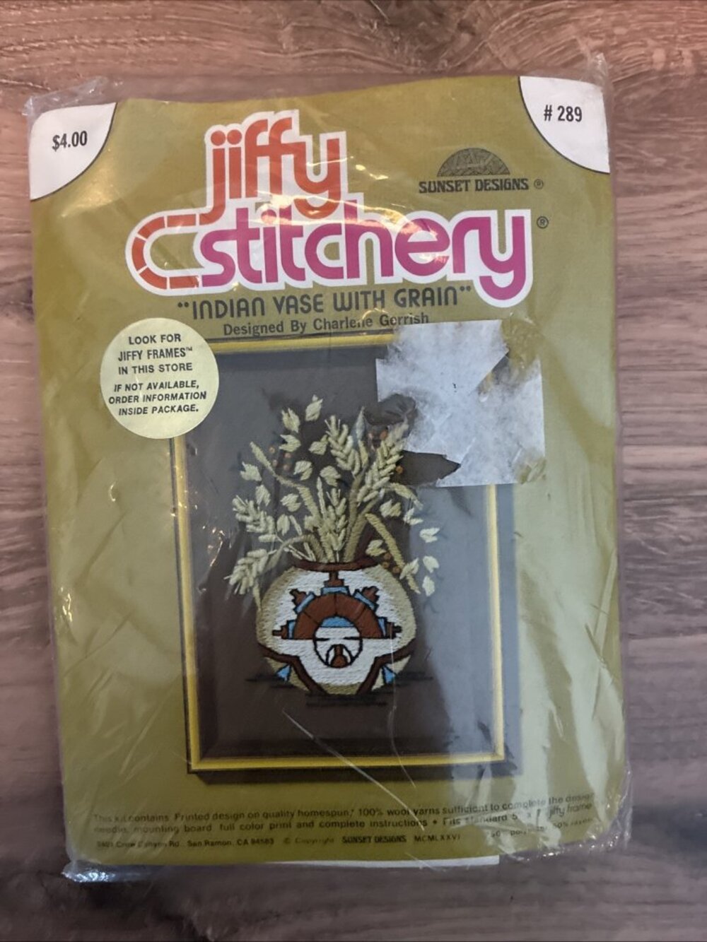 Vintage 1976 Sunset Designs Jiffy Stitchery Indian Vase With Grain Kit #289 New